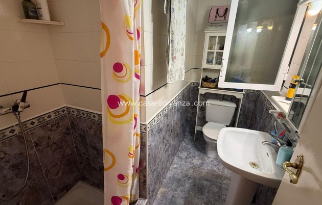 Herverkoop - Appartement / flat - Torrevieja - Los Frutales