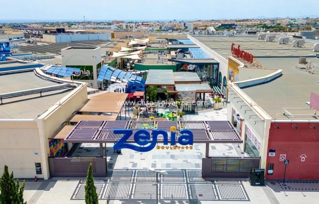 Resale - Villa - Orihuela Costa - La Zenia