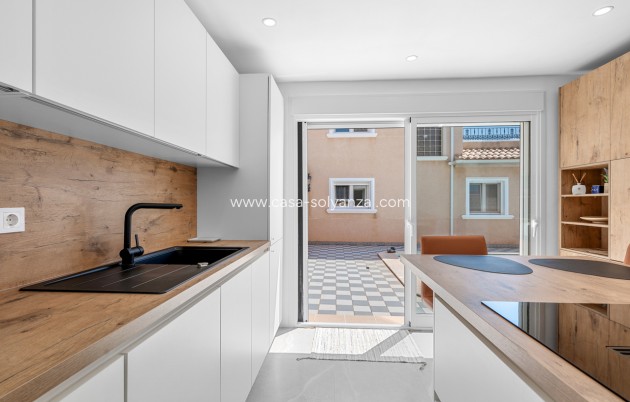 Resale - Villa - Torre de la Horadada - Costa Blanca
