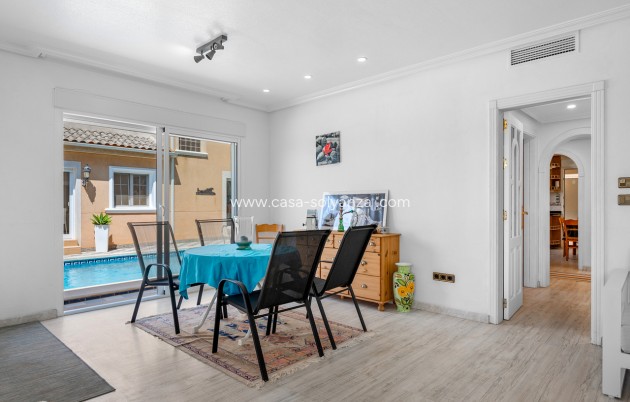 Resale - Villa - Torre de la Horadada - Costa Blanca