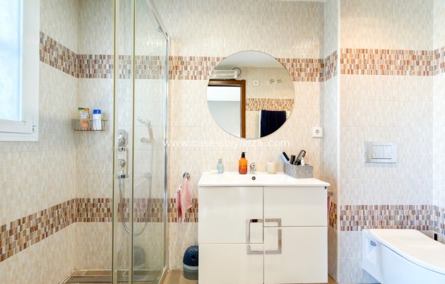 Resale - Villa - Torrevieja - Sector 25