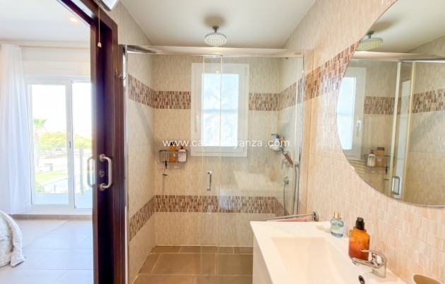 Resale - Villa - Torrevieja - Sector 25