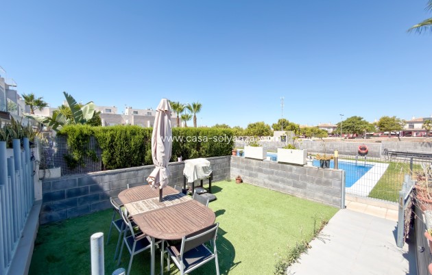 Resale - Villa - Torrevieja - Sector 25