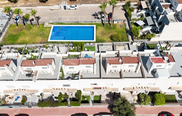 Resale - Villa - Torrevieja - Sector 25