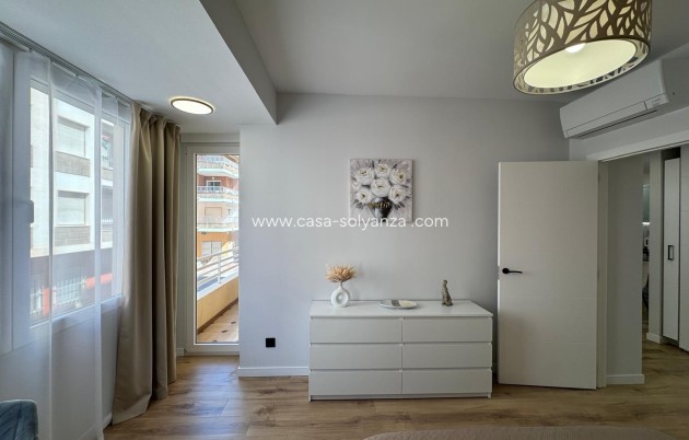 Resale - Apartment / flat - Torrevieja - Playa del Cura