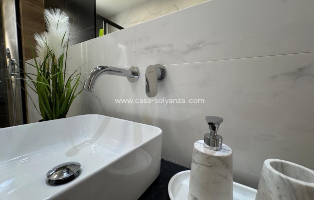 Resale - Apartment / flat - Torrevieja - Playa del Cura