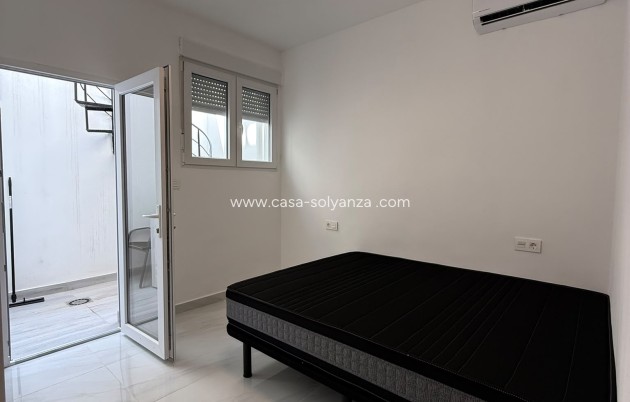 Location à long terme - Bungalow - Orihuela - Orihuela Costa