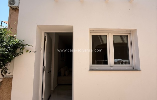 Location à long terme - Bungalow - Orihuela - Orihuela Costa