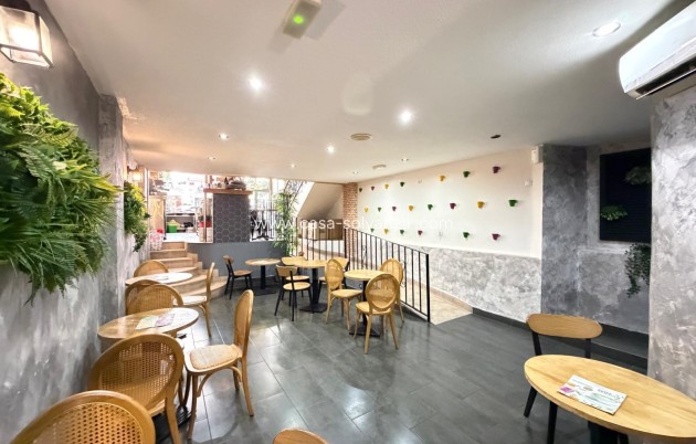 Revente - Commercial - Torrevieja - Center
