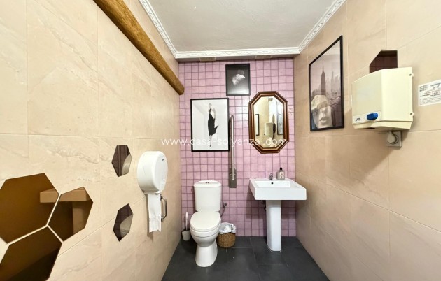 Revente - Commercial - Torrevieja - Center