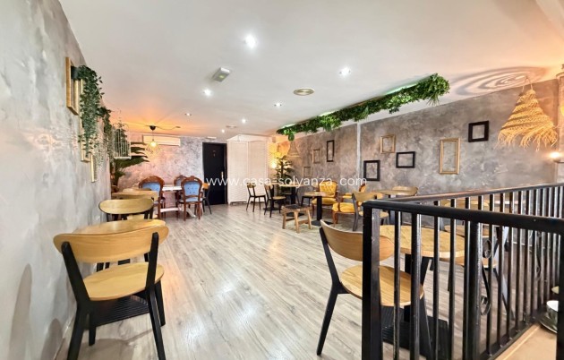 Revente - Commercial - Torrevieja - Center