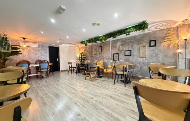 Revente - Commercial - Torrevieja - Center