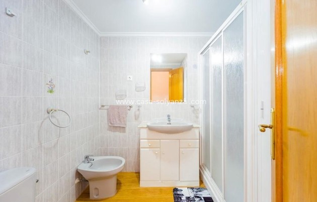 Wiederverkauf - Wohnung - Torrevieja - Playa del Cura