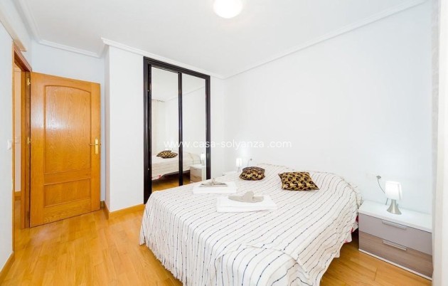 Wiederverkauf - Wohnung - Torrevieja - Playa del Cura