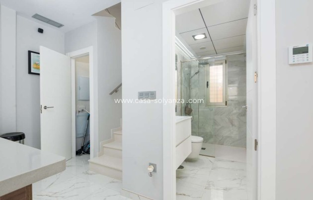 Revente - Villa - Orihuela Costa - Costa Blanca