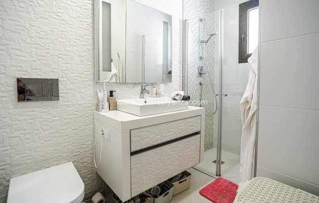 Resale - Apartment / flat - Guardamar del Segura - Costa Blanca